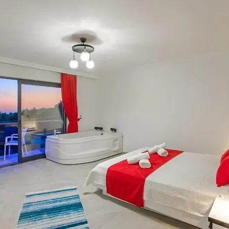 Kahya 2 / Kalkan 4*